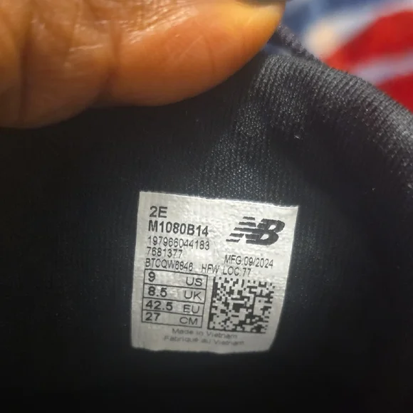 New Balance Fresg Foam 1080 Sneaker Men Size 9. 2E - Picture 16 of 16